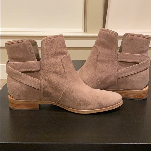 MICHAEL KORS Suede Booties - Picture 6 of 8